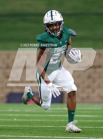 Thumbnail 1 in Crandall @ Poteet photogallery.