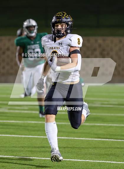 Thumbnail 1 in Crandall @ Poteet photogallery.