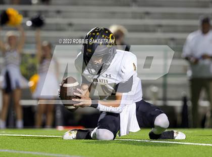 Thumbnail 2 in Crandall @ Poteet photogallery.
