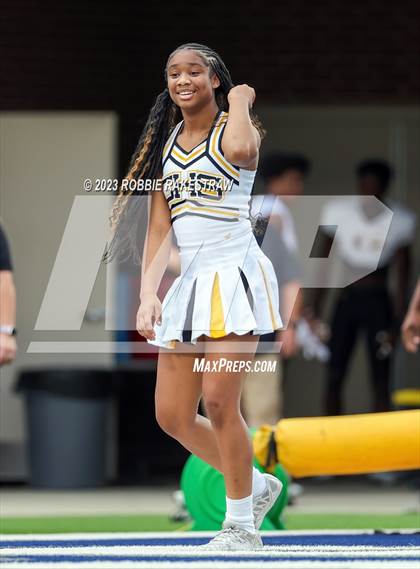 Thumbnail 1 in Crandall @ Poteet photogallery.