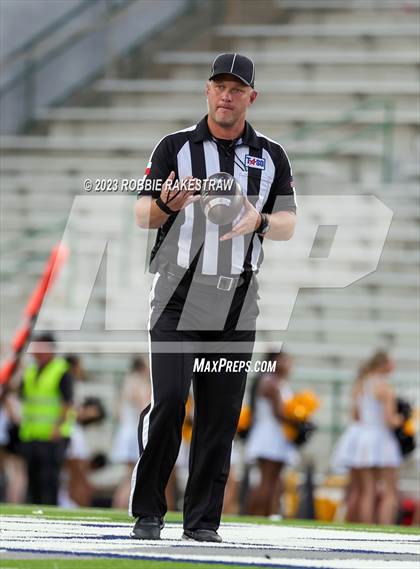 Thumbnail 1 in Crandall @ Poteet photogallery.