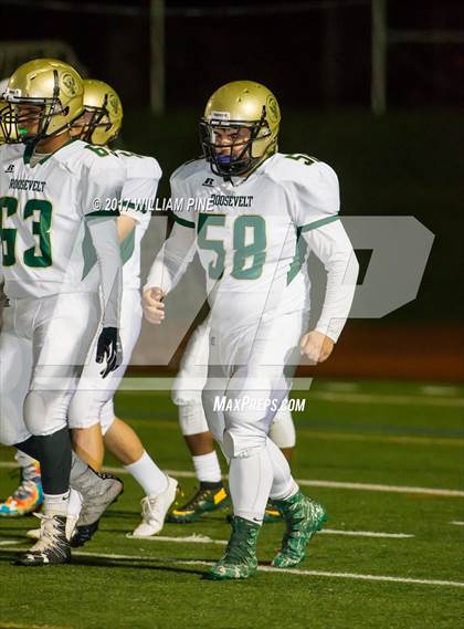 Thumbnail 2 in Roosevelt vs. Cornwall Central  (Section 9 Class A Semifinal) photogallery.