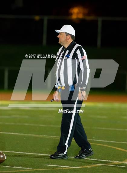 Thumbnail 3 in Roosevelt vs. Cornwall Central  (Section 9 Class A Semifinal) photogallery.