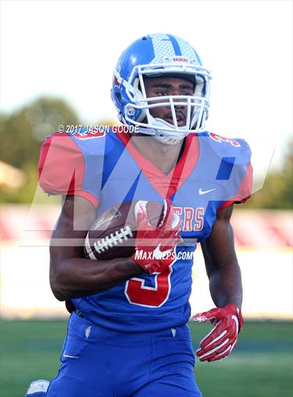 Thumbnail 1 in Stewarts Creek @ McGavock photogallery.