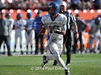 Thumbnail 2 in Pine Creek vs. Longmont (CHSAA 4A Final) photogallery.