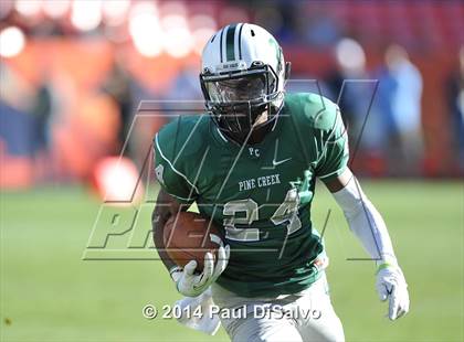 Thumbnail 2 in Pine Creek vs. Longmont (CHSAA 4A Final) photogallery.
