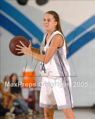 Thumbnail 1 in Colfax vs. Casa Roble (Bulldog Classic) photogallery.