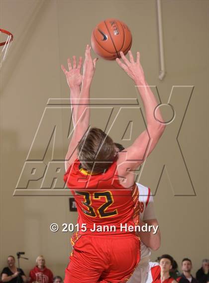 Thumbnail 2 in Mission Viejo vs Palm Desert (MaxPreps Holiday Classic) photogallery.