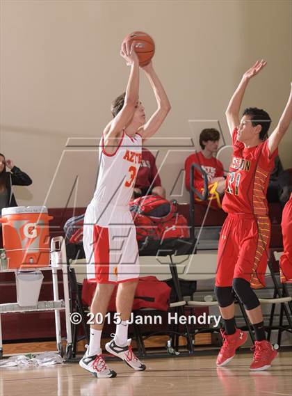 Thumbnail 3 in Mission Viejo vs Palm Desert (MaxPreps Holiday Classic) photogallery.