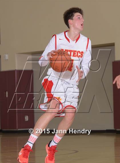 Thumbnail 2 in Mission Viejo vs Palm Desert (MaxPreps Holiday Classic) photogallery.