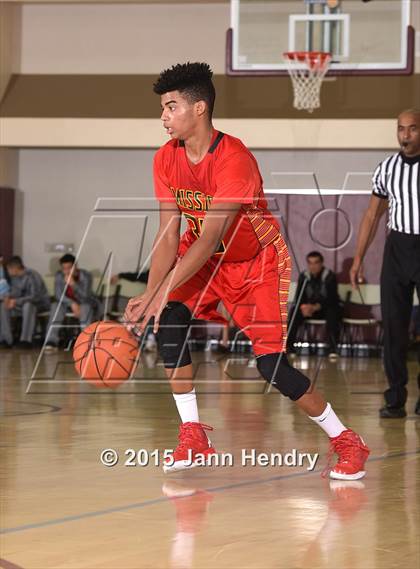 Thumbnail 3 in Mission Viejo vs Palm Desert (MaxPreps Holiday Classic) photogallery.