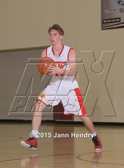 Thumbnail 3 in Mission Viejo vs Palm Desert (MaxPreps Holiday Classic) photogallery.