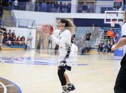 Thumbnail 1 in Southeast Guilford vs. E.E. Smith (NCHSAA 3A Regional Playoff) photogallery.