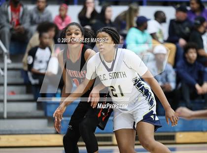 Thumbnail 2 in Southeast Guilford vs. E.E. Smith (NCHSAA 3A Regional Playoff) photogallery.