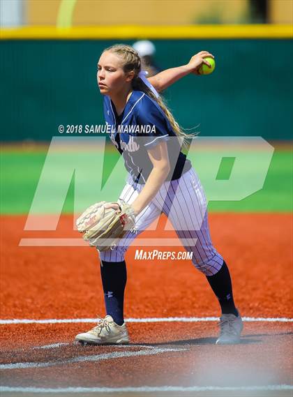 Thumbnail 1 in Chatsworth vs USC Hybrid photogallery.