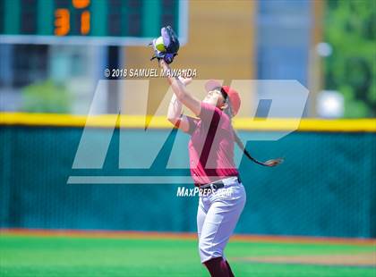 Thumbnail 1 in Chatsworth vs USC Hybrid photogallery.
