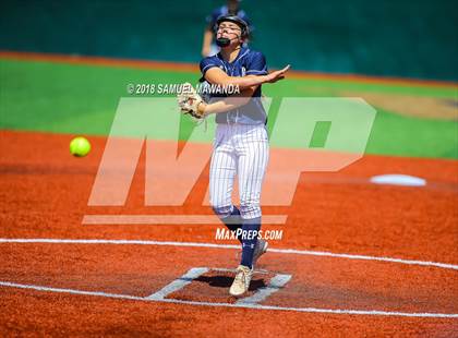 Thumbnail 2 in Chatsworth vs USC Hybrid photogallery.