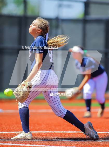 Thumbnail 1 in Chatsworth vs USC Hybrid photogallery.