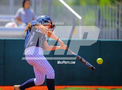 Thumbnail 3 in Chatsworth vs USC Hybrid photogallery.
