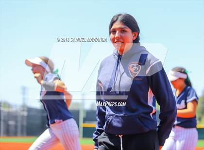 Thumbnail 1 in Chatsworth vs USC Hybrid photogallery.