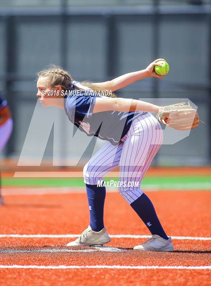 Thumbnail 1 in Chatsworth vs USC Hybrid photogallery.