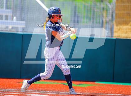Thumbnail 3 in Chatsworth vs USC Hybrid photogallery.