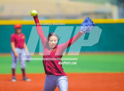 Thumbnail 2 in Chatsworth vs USC Hybrid photogallery.