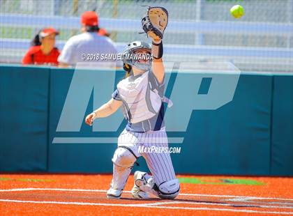 Thumbnail 3 in Chatsworth vs USC Hybrid photogallery.