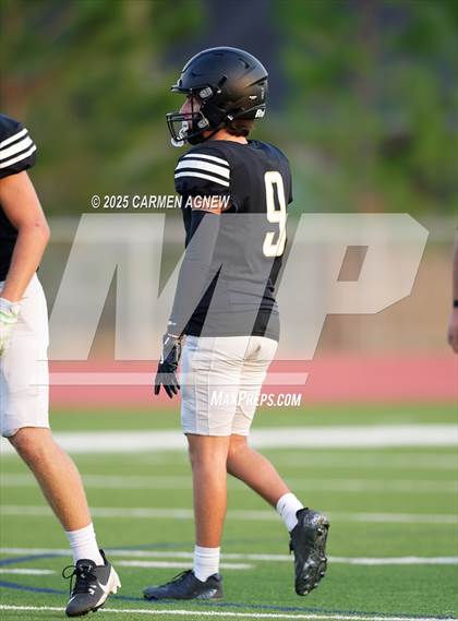 Thumbnail 2 in JV: Jordan vs Mayde Creek (A teams) photogallery.