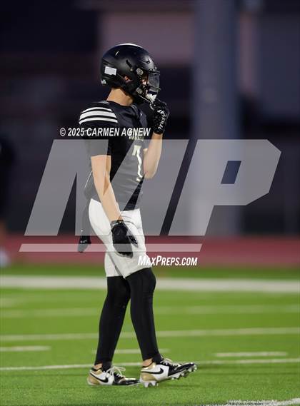 Thumbnail 2 in JV: Jordan vs Mayde Creek (A teams) photogallery.