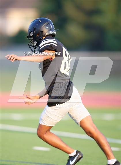 Thumbnail 1 in JV: Jordan vs Mayde Creek (A teams) photogallery.