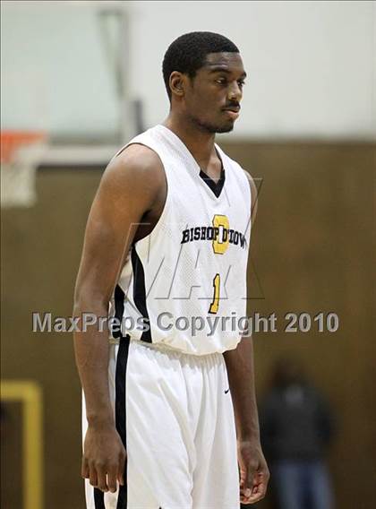 Thumbnail 3 in El Cerrito vs. Bishop O'Dowd (CIF NCS D3 Playoffs) photogallery.
