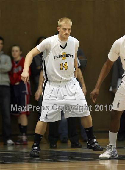 Thumbnail 3 in El Cerrito vs. Bishop O'Dowd (CIF NCS D3 Playoffs) photogallery.
