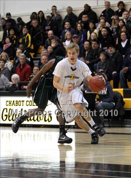 Thumbnail 2 in El Cerrito vs. Bishop O'Dowd (CIF NCS D3 Playoffs) photogallery.