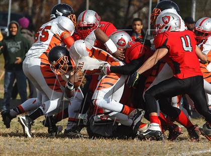 Thumbnail 3 in DuVal vs Suitland (MPSSAA 4A South Region Final) photogallery.