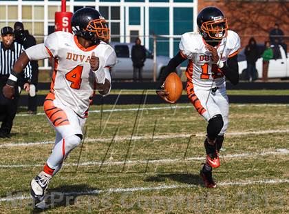 Thumbnail 3 in DuVal vs Suitland (MPSSAA 4A South Region Final) photogallery.