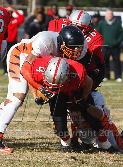 Thumbnail 2 in DuVal vs Suitland (MPSSAA 4A South Region Final) photogallery.