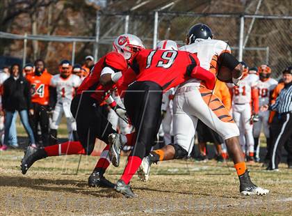 Thumbnail 3 in DuVal vs Suitland (MPSSAA 4A South Region Final) photogallery.
