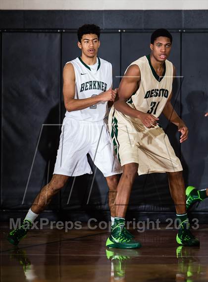 Thumbnail 1 in DeSoto vs. Berkner (McDonald's Texas Invitational) photogallery.