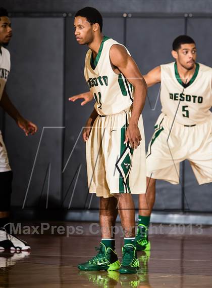 Thumbnail 3 in DeSoto vs. Berkner (McDonald's Texas Invitational) photogallery.