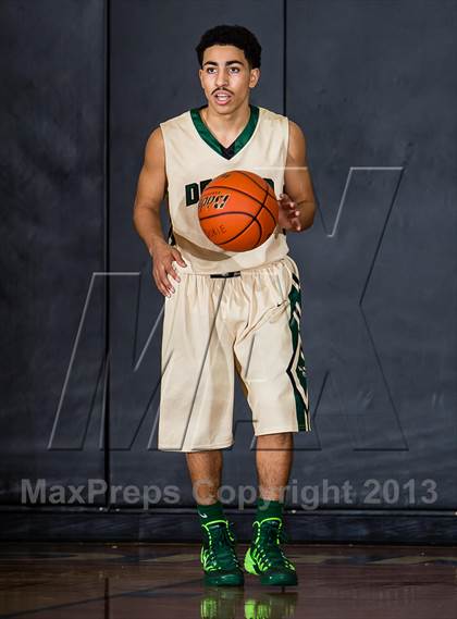 Thumbnail 1 in DeSoto vs. Berkner (McDonald's Texas Invitational) photogallery.