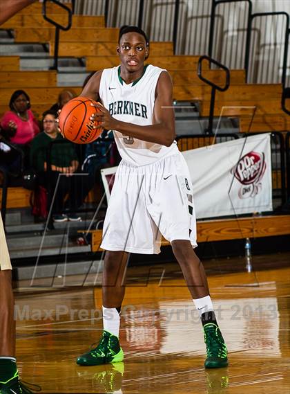 Thumbnail 2 in DeSoto vs. Berkner (McDonald's Texas Invitational) photogallery.