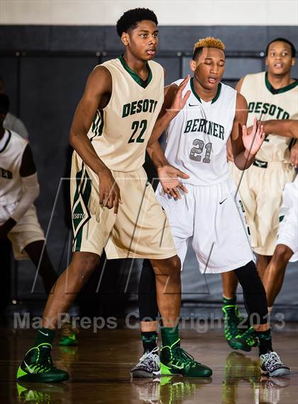 Thumbnail 2 in DeSoto vs. Berkner (McDonald's Texas Invitational) photogallery.