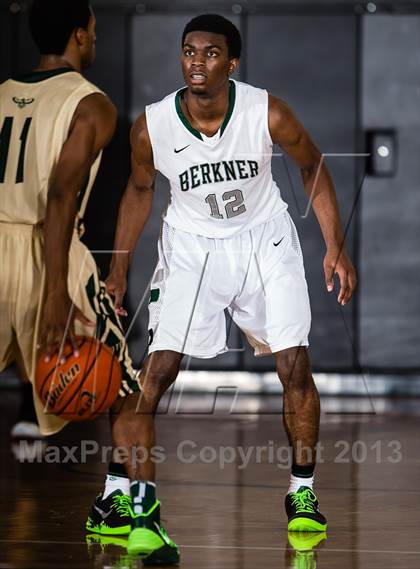 Thumbnail 3 in DeSoto vs. Berkner (McDonald's Texas Invitational) photogallery.