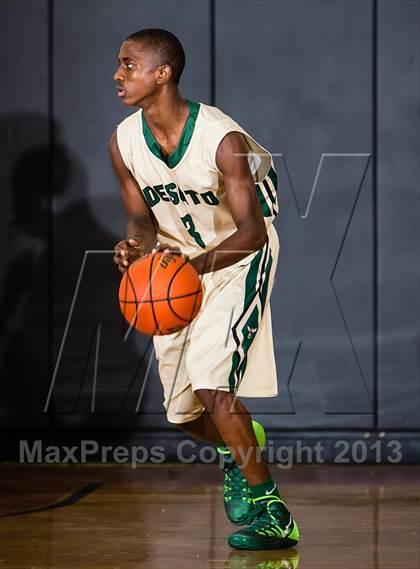 Thumbnail 2 in DeSoto vs. Berkner (McDonald's Texas Invitational) photogallery.