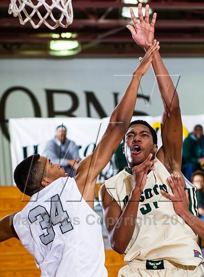 Thumbnail 3 in DeSoto vs. Berkner (McDonald's Texas Invitational) photogallery.