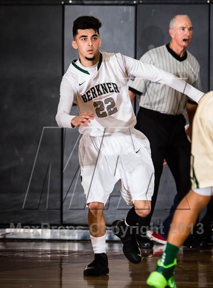 Thumbnail 1 in DeSoto vs. Berkner (McDonald's Texas Invitational) photogallery.