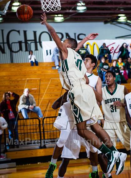 Thumbnail 2 in DeSoto vs. Berkner (McDonald's Texas Invitational) photogallery.