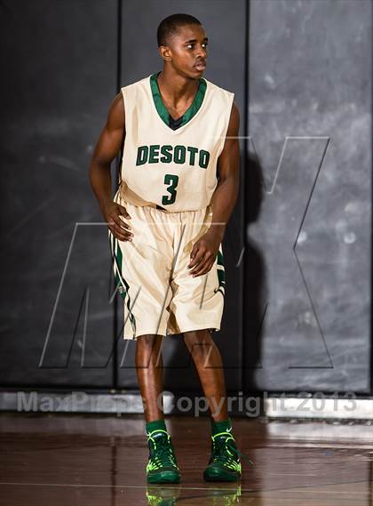 Thumbnail 3 in DeSoto vs. Berkner (McDonald's Texas Invitational) photogallery.
