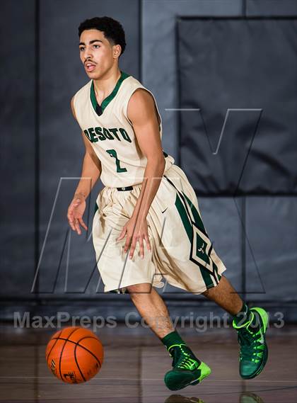 Thumbnail 2 in DeSoto vs. Berkner (McDonald's Texas Invitational) photogallery.